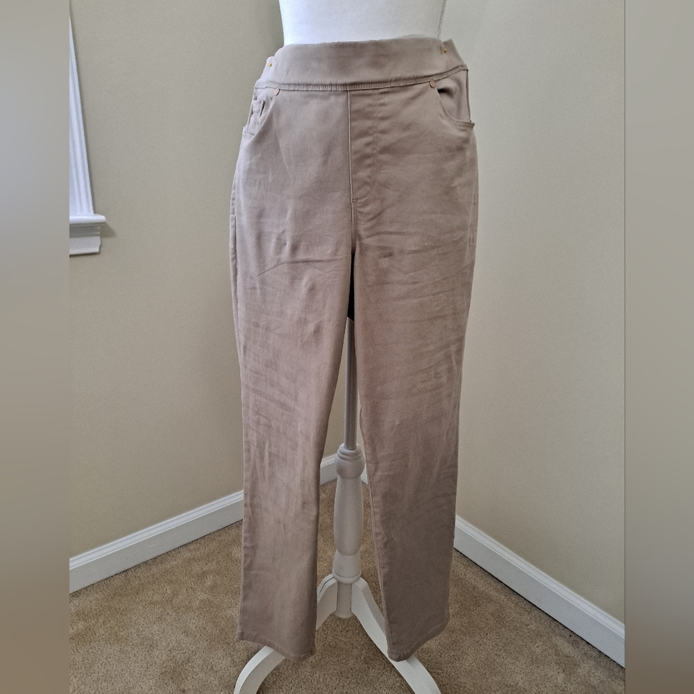 GLORIA VANDERBILT ALL AROUND SLIMMING STRETCH
